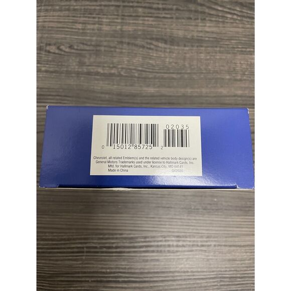 Hallmark Keepsake Ornament 1938 Chevrolet Fire Engine Truck Die Cast **READ** - Picture 4 of 13